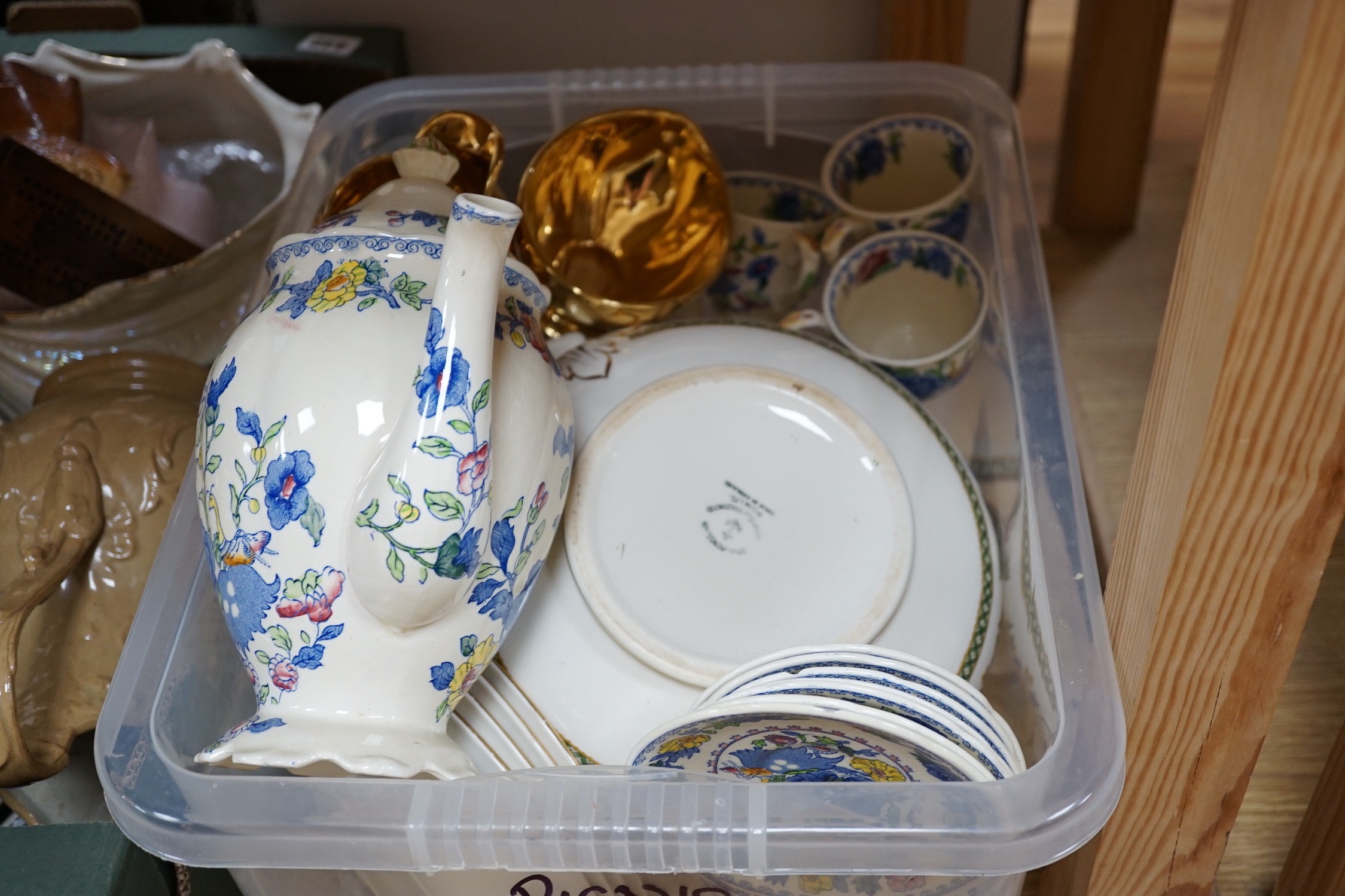 A selection of various ceramics, to include Mason’s ‘Regency’ pattern